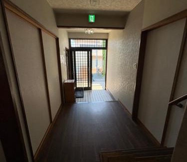 Imazu Maison | 高島市一棟貸切 グループファミリーok Biwa Lake琵琶湖 徒歩10分 大人数でご利用だとお得連泊がお得BBQ可能自転車麻雀卓無料利用可