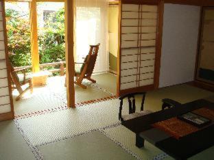 Koyasan Hôtel | 高野山 宿坊 総持院 -Koyasan Shukubo Sojiin-