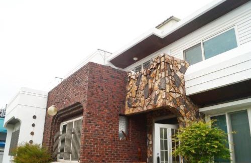 Gyeongju Maison | 경주 하얀달집