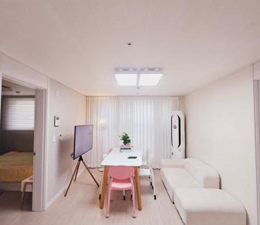Guwol-dong Appartement | 구월동 역세권 예쁜 쓰리룸