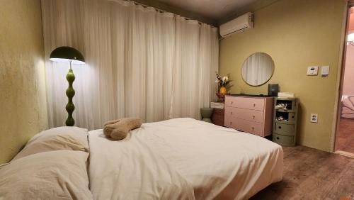 Seolcheon-myeon Appartement | 서교초후문 Seogyo Elementary School Hongdae Hongik University Entrance Station 1 to 3 minutes away