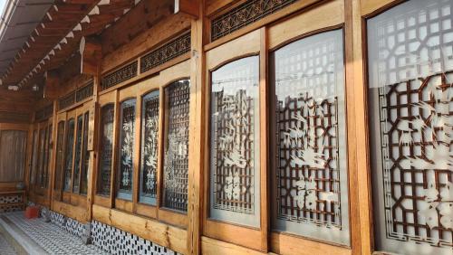 Andong Maison | 안동한옥 Shine Wolyeong