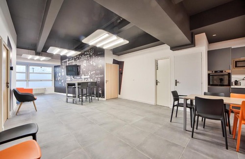 Charenton-le-Pont Appartement | 03. Chambre double#CoLiving #Loft#HomeCinema#fitness