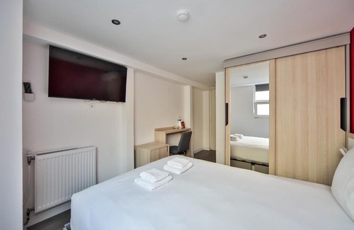 Charenton-le-Pont Appartement | 05.Chambre double#CoLiving#Loft#HomeCinema#fitness