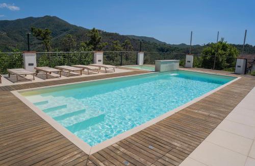 Casarza Ligure Appartement | 066 - VILLA LETIZIA, Elegante 3 PISCINA e Natura, 10 minuti da MARE e SPIAGGIE
