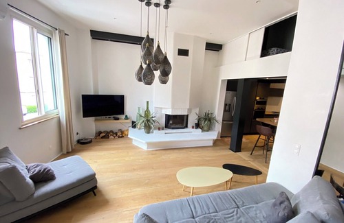 Le Piol Appartement | 06BX : Superbe loft - 100m2 - 6 personnes