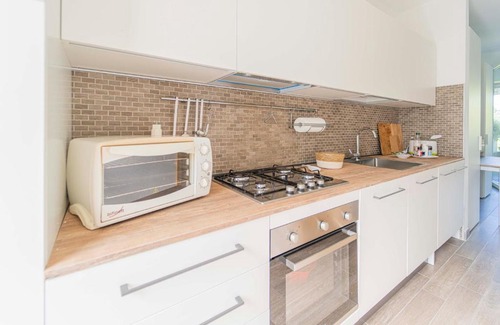 Sestri Levante Appartement | 070 - Villa OLANDA con veranda VISTA MARE a 5 minuti SPIAGGIA con PISCINA CONDOMINIALE
