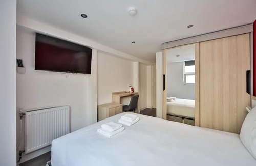 Charenton-le-Pont Appartement | 09.Chambre double#CoLiving#Loft#HomeCinema#fitness