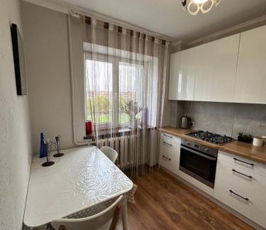 Rivne Appartement | 1 кім в Центрі з виглядом на Набережну