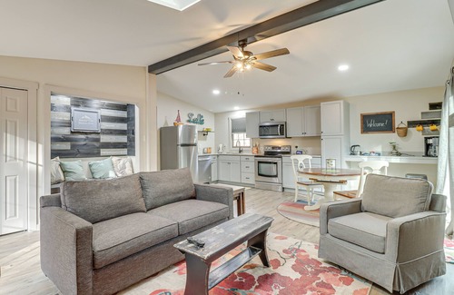 Jim Thorpe Cabine | 1/2 Mi to Bear Creek Lake: Gem w/ Fire Pit!
