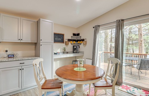 Jim Thorpe Cabine | 1/2 Mi to Bear Creek Lake: Gem w/ Fire Pit!