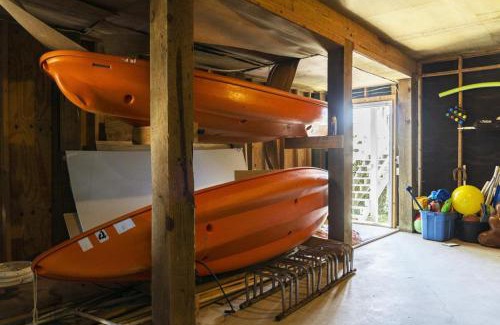 Yaupon Beach Maison | 1 4 Us by Oak Island Accommodations