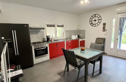 Pietralba Appartement | 1 Apartment Pietralba with swimming pool / 15mn SEA