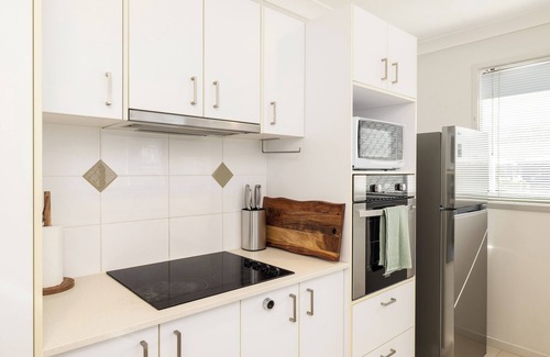 Rocklea Appartement | 1 Bdr Apt! Aircon! Garage! Balcony! 119D1