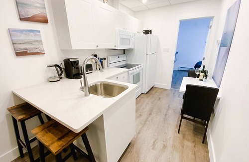 Sarnia Appartement | 1 BDRM Downtown Executive Suite