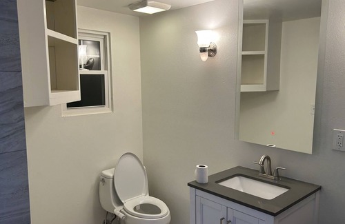 Peoria Maison | NICE UPDATE!! SLEEPS 10