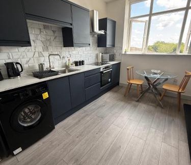 Desborough Appartement | 1 Bed Flat - Sleeps 2 - Pets - Parking - Wifi