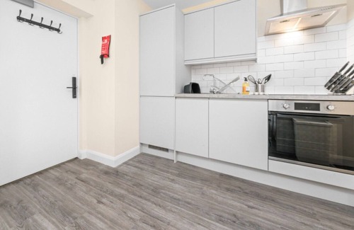 Methil Appartement | 1 Bed Flat With Parking Sleeps 2 in Fife
