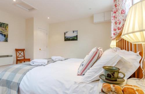 Blairgowrie Maison | 1 Bed in Blacklunans CA361