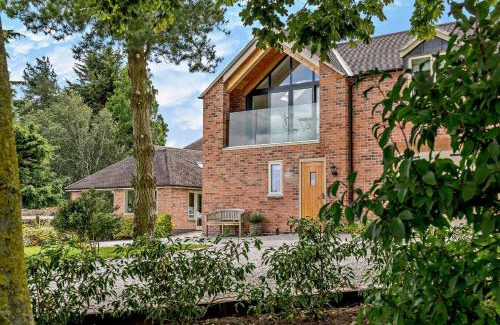 Melton Mowbray Maison | 1 Bed in Melton Mowbray 93068