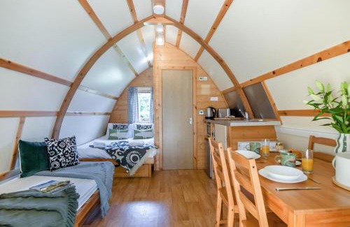 Cromer Cabine | 1 Bed in Northrepps oc-f32552