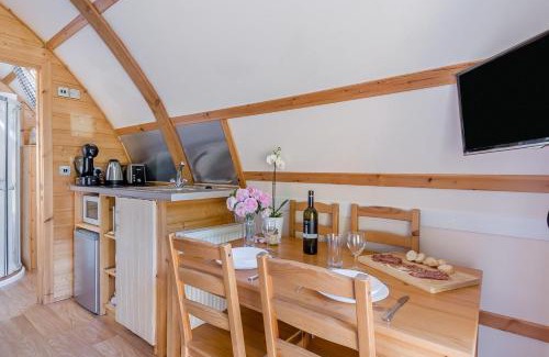 Cromer Cabine | 1 Bed in Northrepps oc-f32556