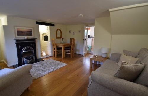 Wool Maison | 1 Bed in Wool DC153