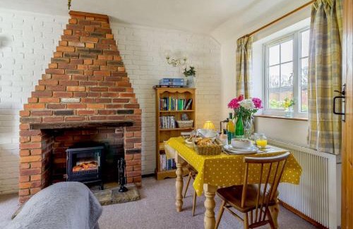 Hainford Maison | 1 bed in Wroxham 87415
