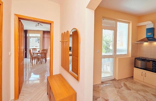Old Town Appartement | 1 Bedroom 1 Bathroom Holiday Apartment in Pomorie Old Town Fantastic Location