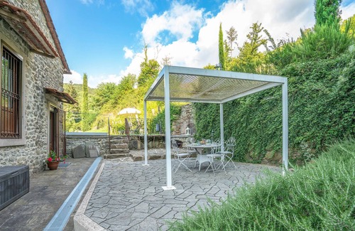 Castel Focognano Maison | 1 chambres hébergement à Castel Focognano