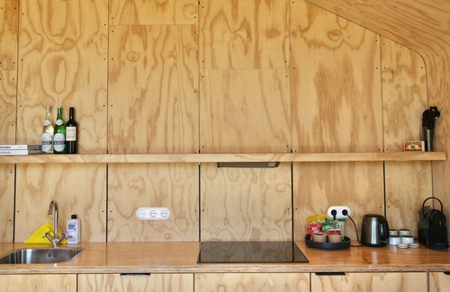 Nieuw-West Cabine | 1 bedroom accommodation in Amsterdam