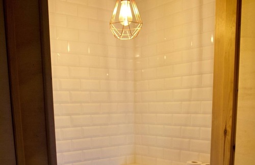 Nieuw-West Cabine | 1 bedroom accommodation in Amsterdam