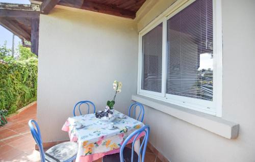Santa Maria del Mare Torrazzo Appartement | 1 Bedroom Amazing Apartment In Staletti