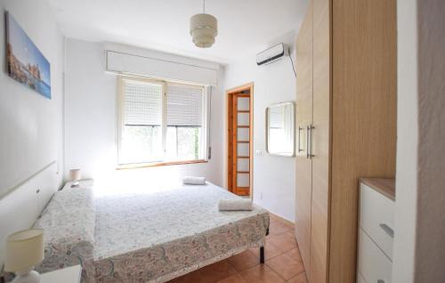 Santa Maria del Mare Torrazzo Appartement | 1 Bedroom Amazing Apartment In Staletti