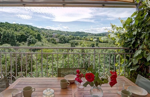 Saint-Genest-Lerpt Cottage | Appartement T2 avec terrasse, parking et wifi à St-Genest-Lerpt