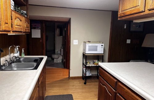 West Valley City Appartement | Appartement privé au sous-sol avec 1 chambre - quartier sécuritaire et calme