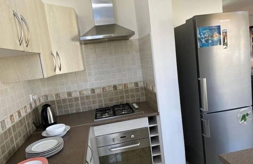 Antananarivo Avaradrano Appartement | Appartement 1 Chambre Climatisé 85 m² - Cuisine et Terrasse - Piscine Commune