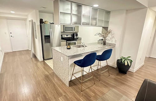 Cove - East Side - Shippan Appartement | 1-bedroom apartment in brilliant Stamford with AC, WiFi