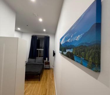 Sainte-Marie Appartement | 1 bedroom apartment near Montreal downtown with parking