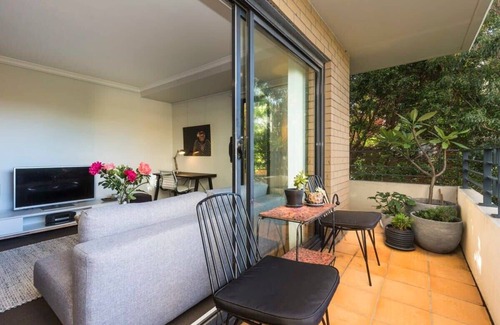 Redfern Appartement | 1 Bedroom Apt with Parking, Pool and Gym