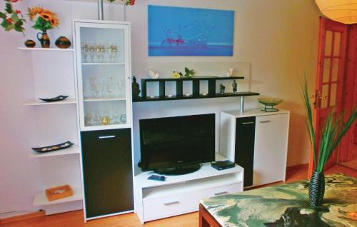 Bastorf Appartement | 1 Bedroom Awesome Apartment In Bastorf