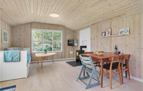 Hoensinge Maison | 1 Bedroom Beautiful Home In Vig