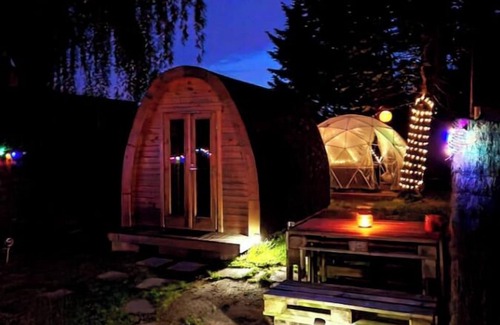 Pruniers-en-Sologne Chalet De Ski | Vrbo Property