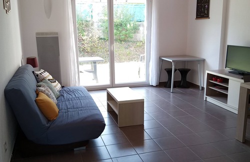 Saint-Christol Copropriété | Vrbo Property