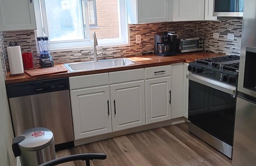 Garfield Ridge Copropriété | 1-bedroom condo next to Chicago Midway International Airport