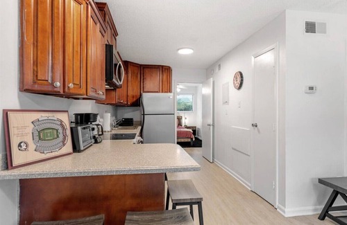 Tallahassee Copropriété | 1 Bedroom Condo Shadowing Doak Campbell Stadium