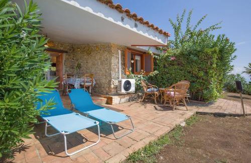 Coccorino Maison | 1 Bedroom Cozy Home In Joppolo