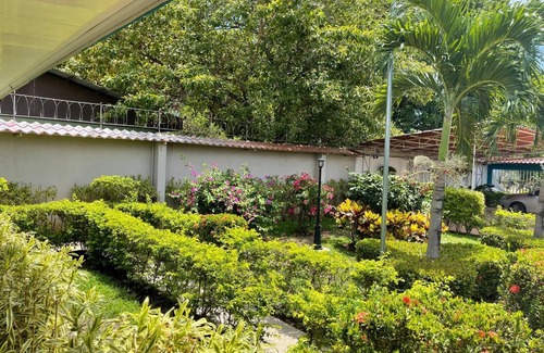 Orotina Appartement | 1 bedroom apartment in fabulous Provincia de Alajuela with WiFi, AC