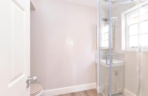 Odiham Appartement | 1 bedroom flat in centre of Odiham- free parking