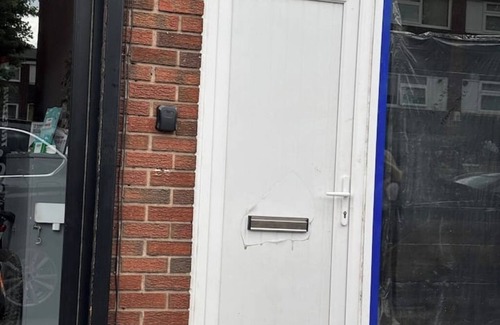 Northenden Appartement | 1 Bedroom flat in Northenden Nr Airport & Didsbury